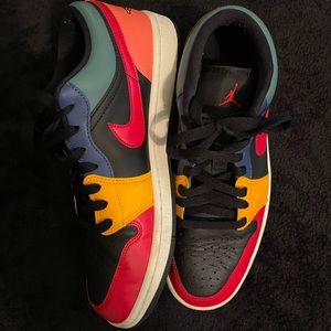 Women’s Jordan 1 Low Size 11